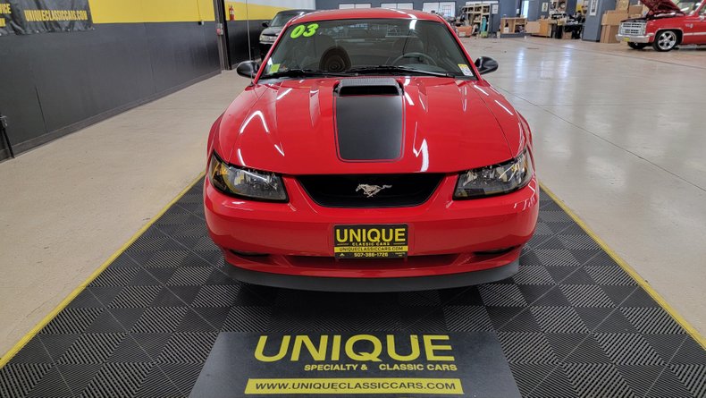 2003 Ford Mustang 2