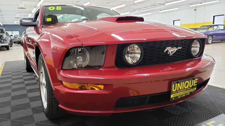 2008 Ford Mustang 9