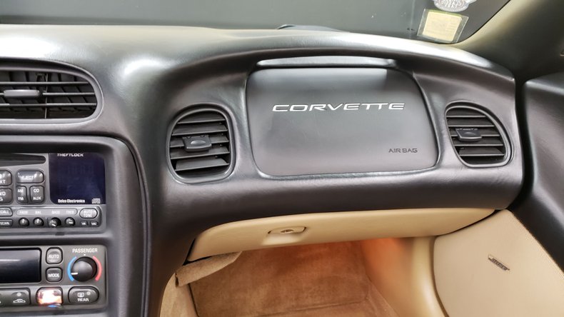 2004 Chevrolet Corvette 47