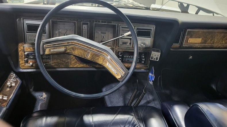 1979 Lincoln Mark V 8