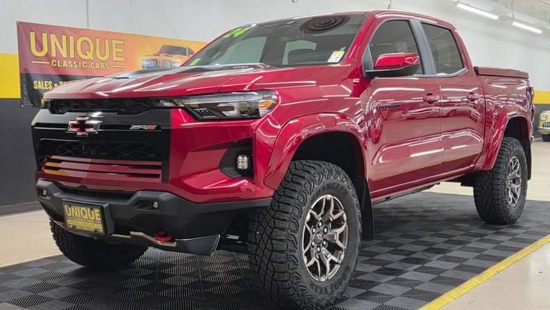 2024 Chevrolet Colorado Crew Cab 4x4 | Unique Classic Cars