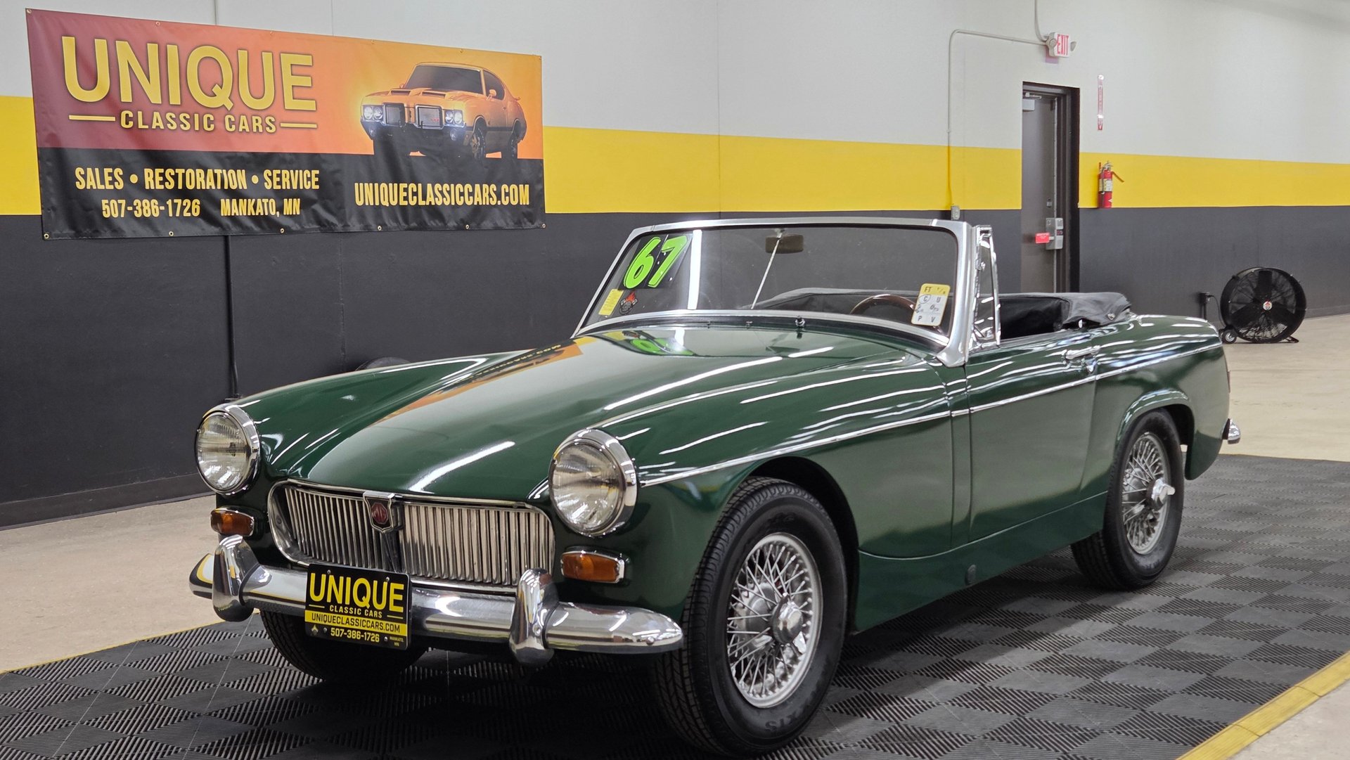 ベビー アンティークラジオ ANABAS MODEL MG-21C 1967 MG Midget | Unique Classic Cars