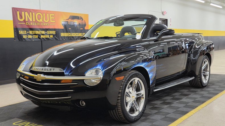 2005 Chevrolet SSR | Unique Classic Cars