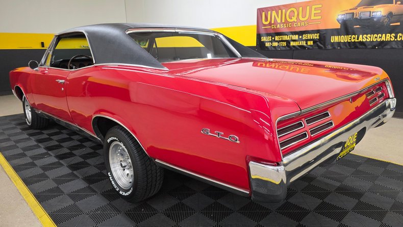 1967 Pontiac GTO 12