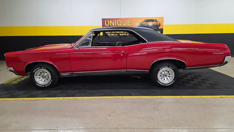 1967 Pontiac GTO 14