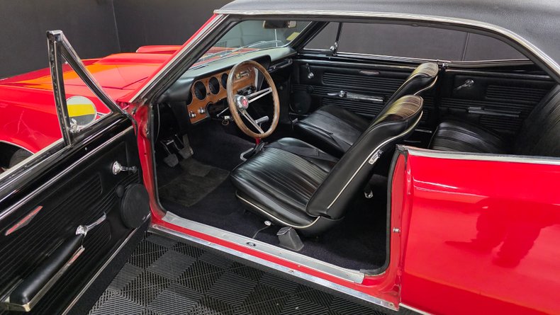 1967 Pontiac GTO 34