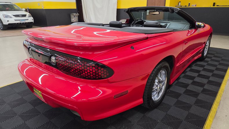 2000 Pontiac Firebird 8