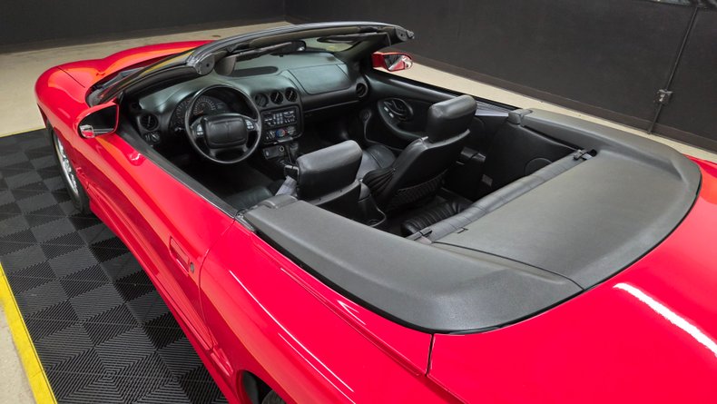 2000 Pontiac Firebird 25