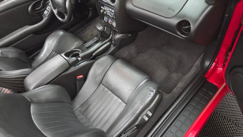 2000 Pontiac Firebird 71