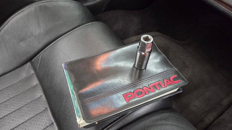 2000 Pontiac Firebird 75