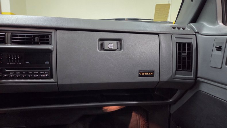 1993 GMC Typhoon 41