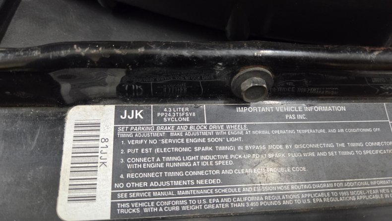 1993 GMC Typhoon 75