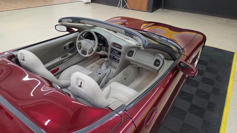 2003 Chevrolet Corvette 50th Anniversary 28