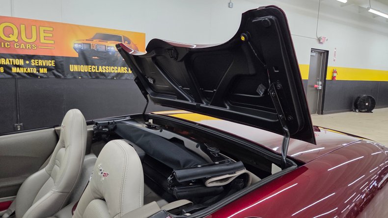 2003 Chevrolet Corvette 50th Anniversary 75