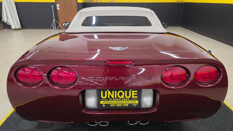 2003 Chevrolet Corvette 50th Anniversary 41