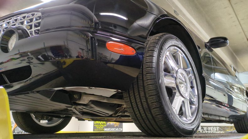 2005 Ford Thunderbird 115