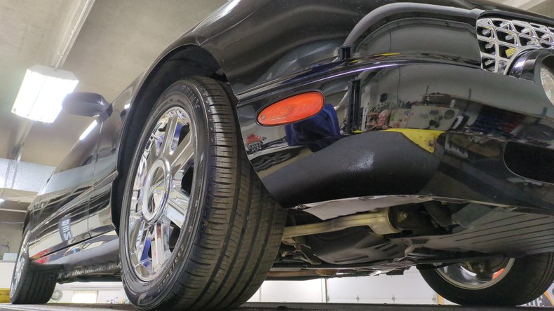 2005 Ford Thunderbird 113