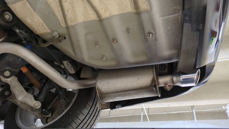 2005 Ford Thunderbird 125