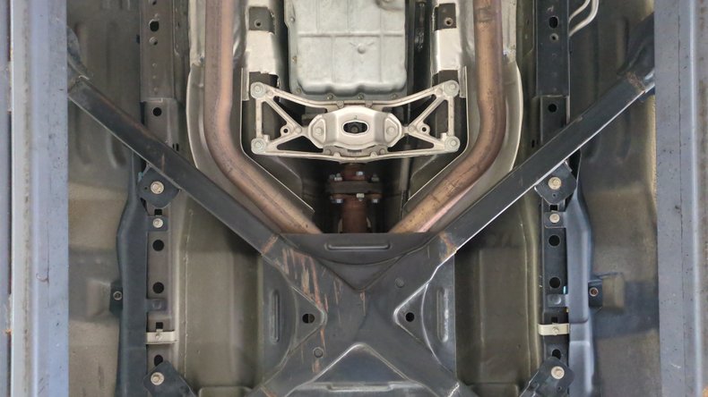 2005 Ford Thunderbird 135