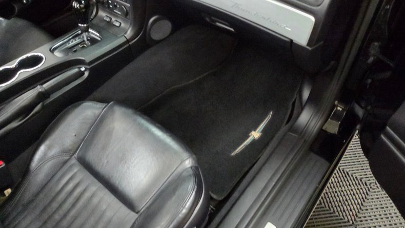 2005 Ford Thunderbird 75