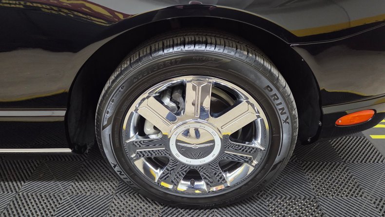 2005 Ford Thunderbird 108