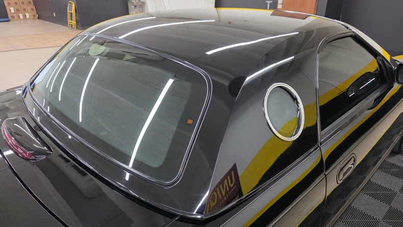 2005 Ford Thunderbird 51
