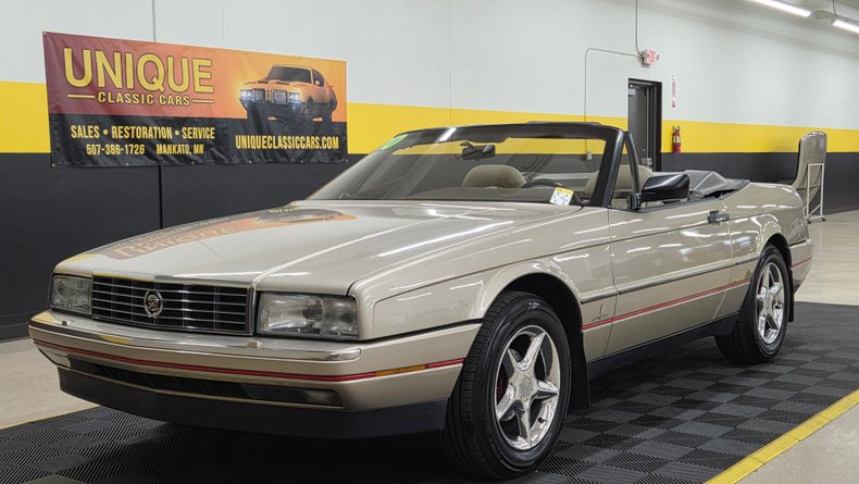 1990 Cadillac Allante Convertible 2