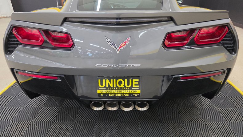 2016 Chevrolet Corvette Stingray 41