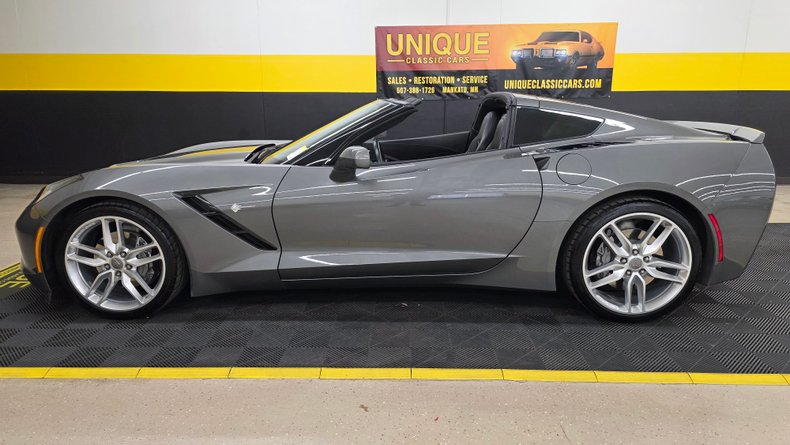 2016 Chevrolet Corvette Stingray 14