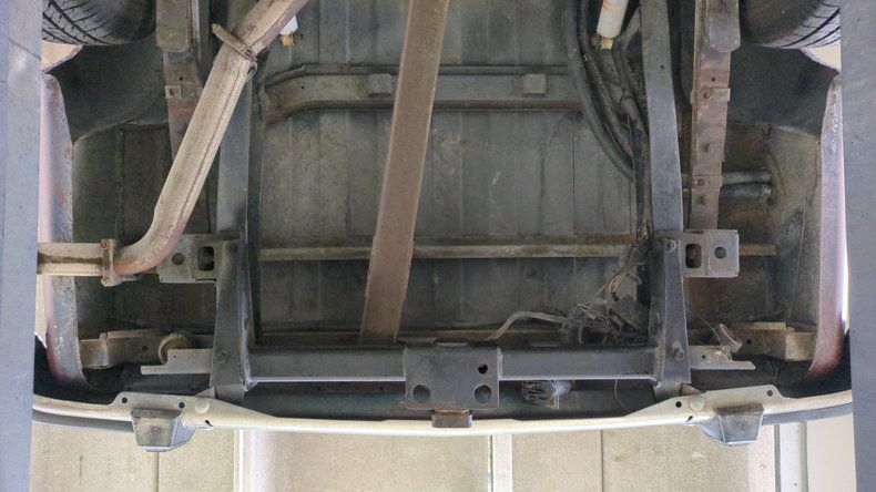 1984 Jeep Grand Wagoneer 130