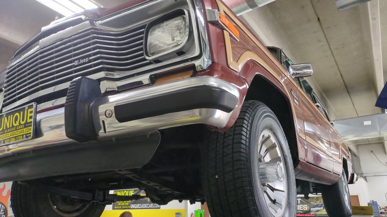 1984 Jeep Grand Wagoneer 107