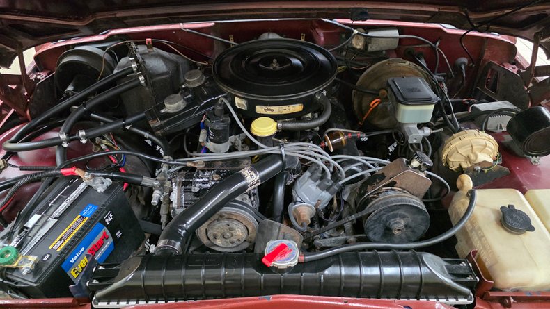 1984 Jeep Grand Wagoneer 76