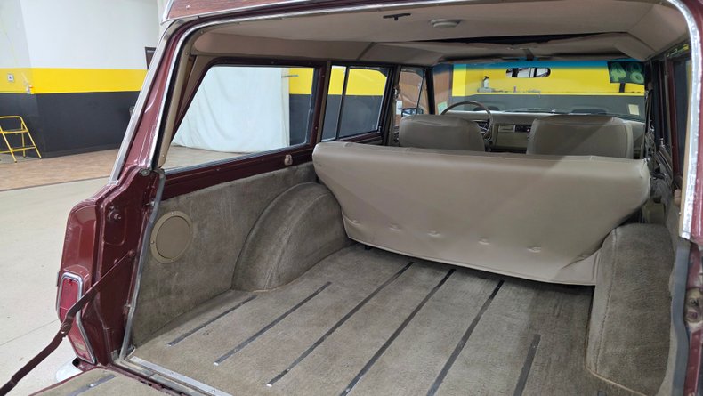 1984 Jeep Grand Wagoneer 84