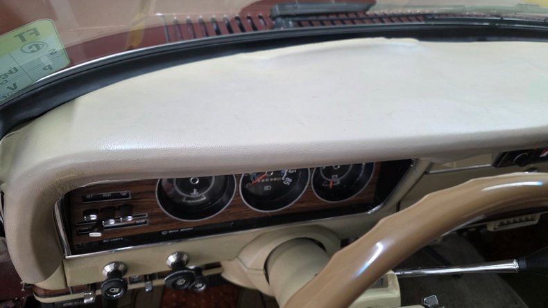 1984 Jeep Grand Wagoneer 40