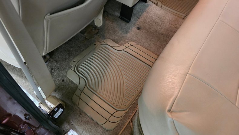 1984 Jeep Grand Wagoneer 61