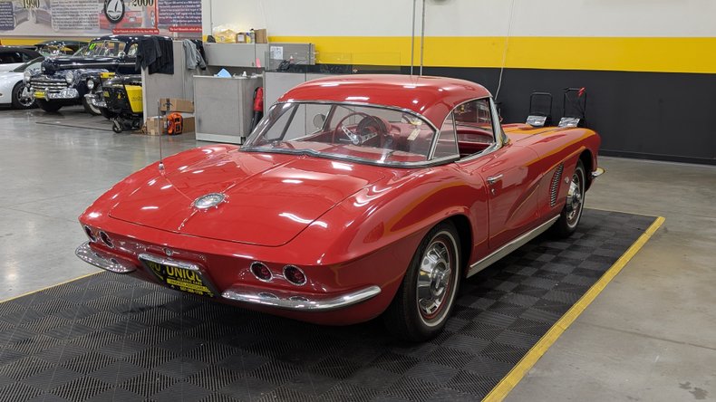 1962 Chevrolet Corvette 3