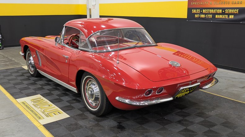 1962 Chevrolet Corvette 4