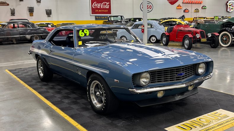 1969 Chevrolet Camaro 2