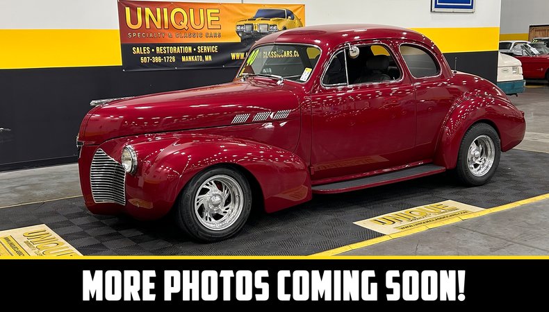 1940 Pontiac 5-Window Coupe 2