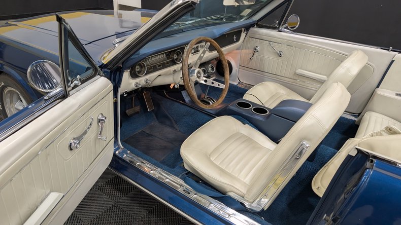 1965 Ford Mustang 13