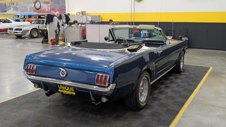 1965 Ford Mustang 5