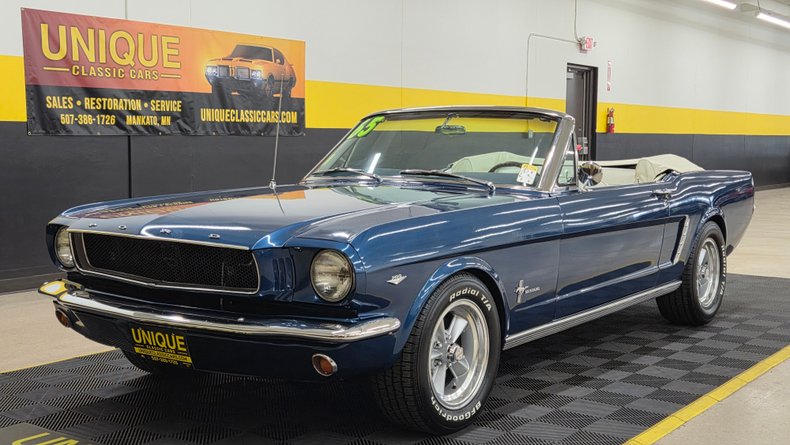 1965 Ford Mustang 2