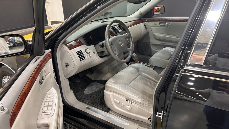 2006 Cadillac DTS Luxury 7