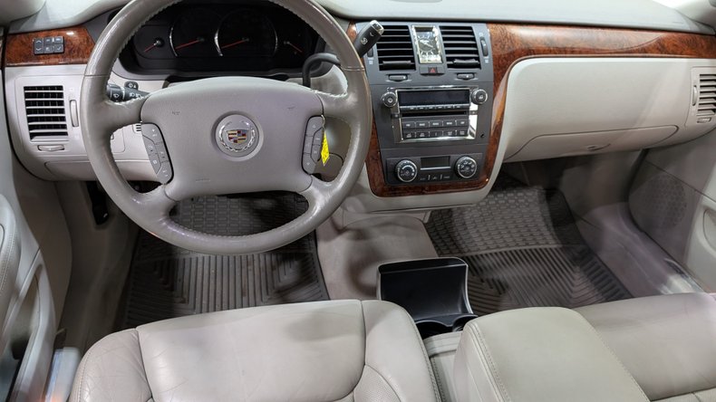 2006 Cadillac DTS 8