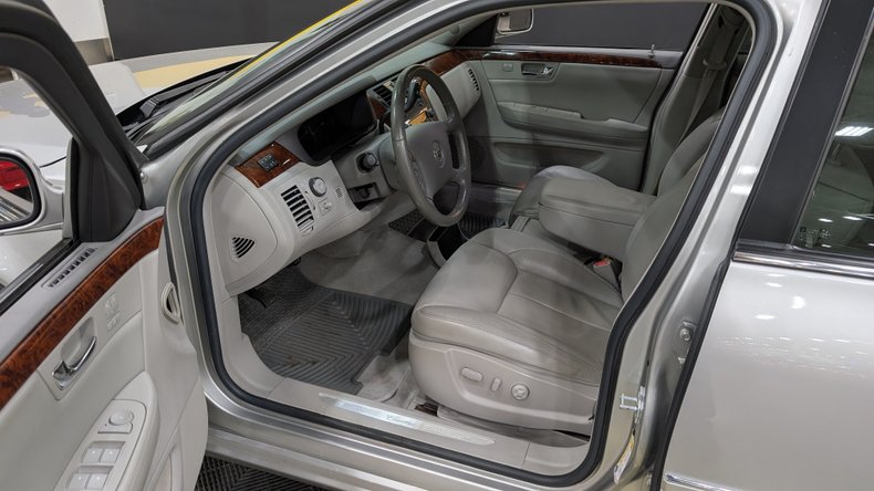 2006 Cadillac DTS 7