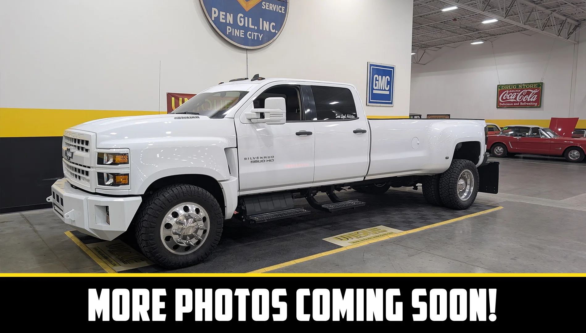 2020 Chevrolet Silverado 4500 Medium Duty Chassis Cab