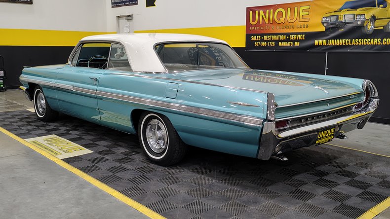 1962 Pontiac Bonneville 4