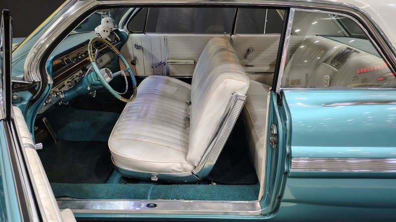 1962 Pontiac Bonneville 7