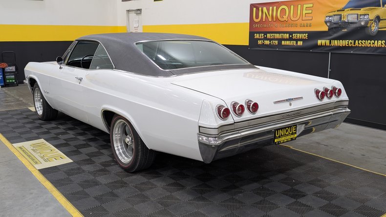 1965 Chevrolet Impala 4
