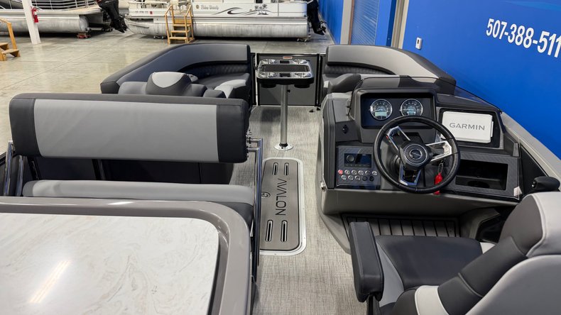 For Sale 2026 Avalon Catalina 2585 Entertainer Platinum Edition